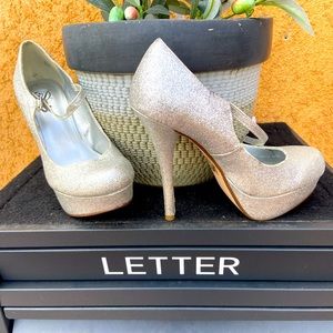 5” glitter platform heels!